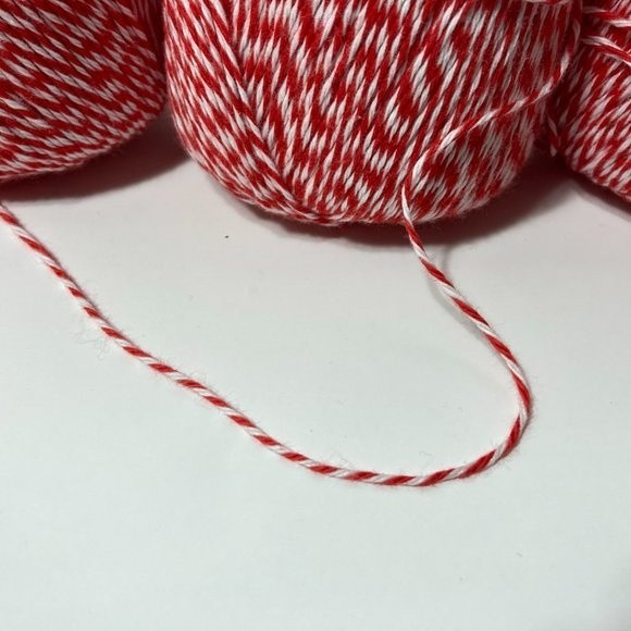 5 Aunt Lydia's Baker's Cotton Crochet Thread Red - Picture 3 of 13